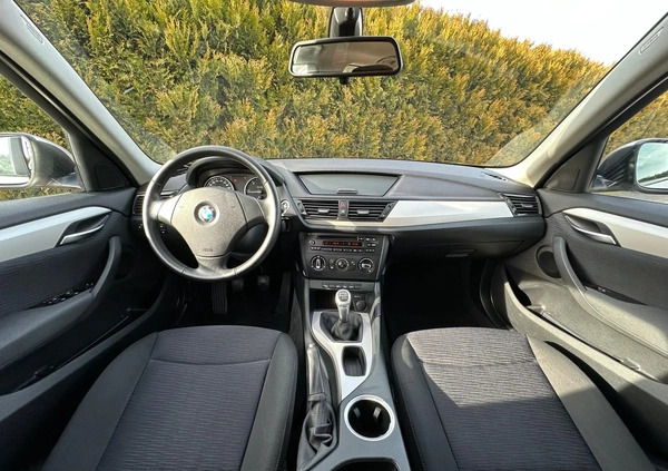 BMW X1 cena 49999 przebieg: 149500, rok produkcji 2014 z Zawiercie małe 596